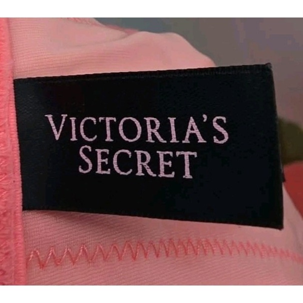 Coral PkVictoria's Secret Body By Victoria Multiway Vs Center Charm Plunge  36DD - Picture 6 of 6